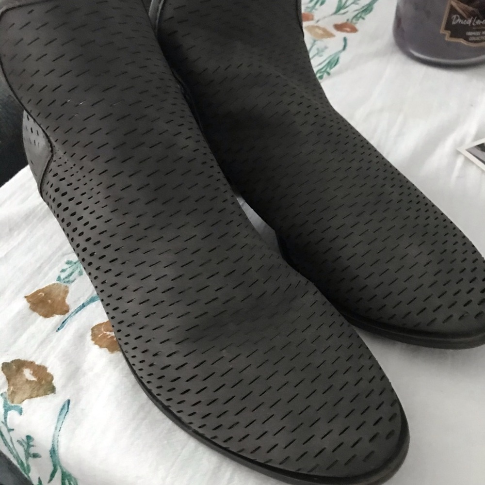 Merona booties